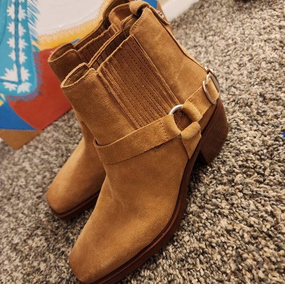 SAM EDELMAN BELLAMIE CAMEL SUEDE WESTERN HARNESS ANKLE BOOTS/BOOTIES🆕 7.5 - Picture 8 of 10